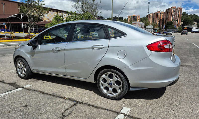 Ford Fiesta 1.6 Spor...
