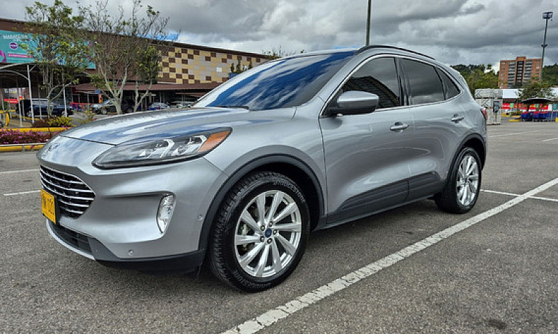 Ford Escape Titanium...