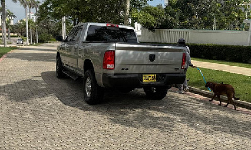 Dodge Ram 5.7 2500 C...