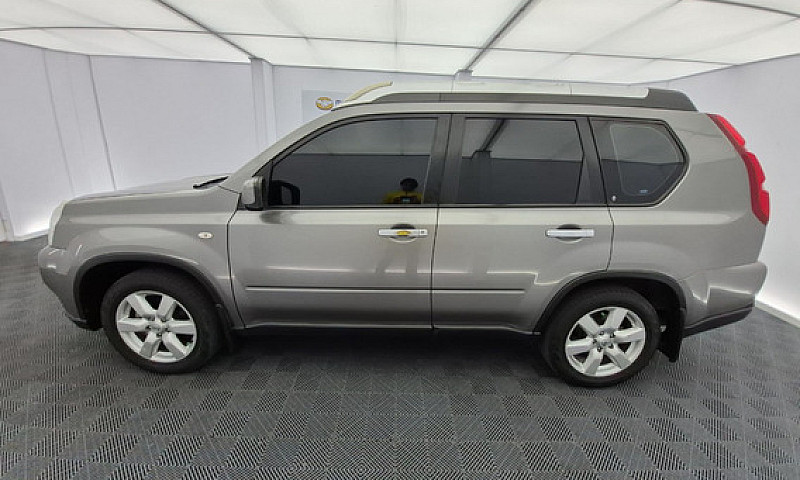 Nissan X-Trail 2.5 X...