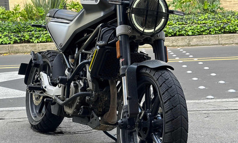 Husqvarna Svartpilen...