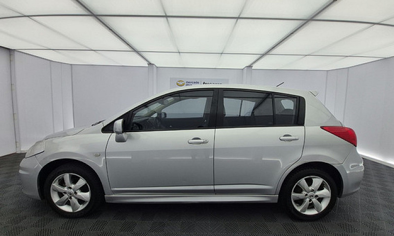 Nissan Tiida Hb 1.8 ...