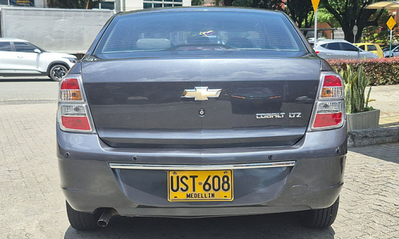 Chevrolet Cobalt 1.8...