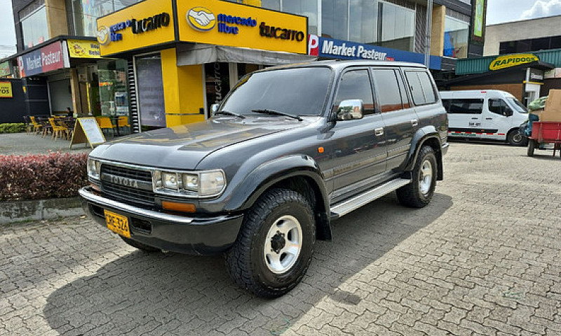 Toyota Land Cruiser ...