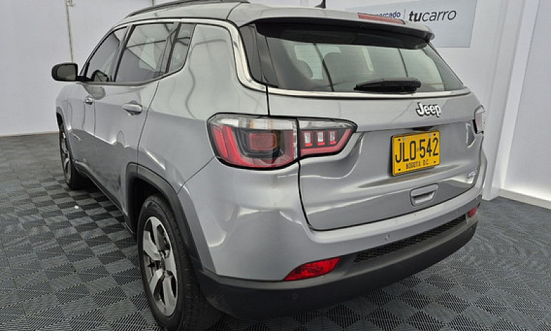 Jeep Compass 2.4 4X2...
