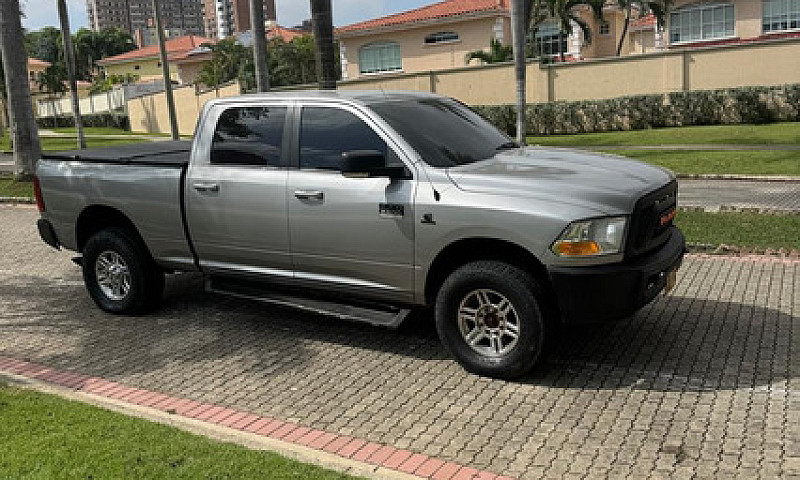 Dodge Ram 5.7 2500 C...