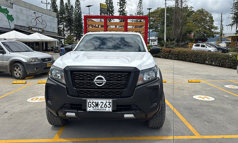 Nissan Frontier 2.5L...