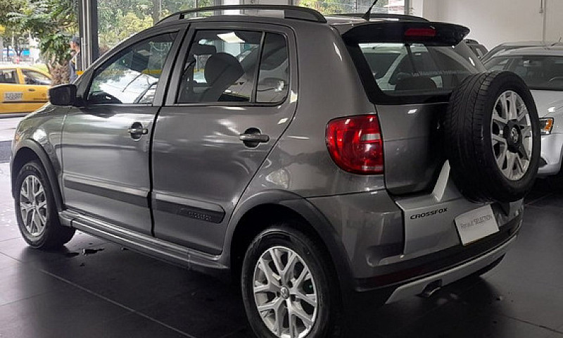 Volkswagen Cross Fox...