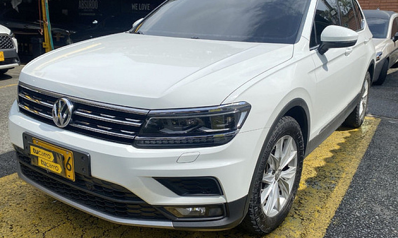 Volkswagen Tiguan 1....