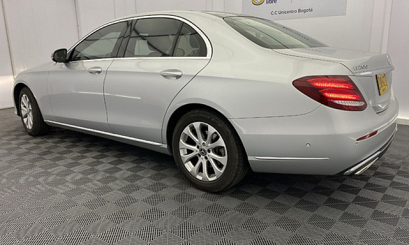 Mercedes-Benz Clase ...