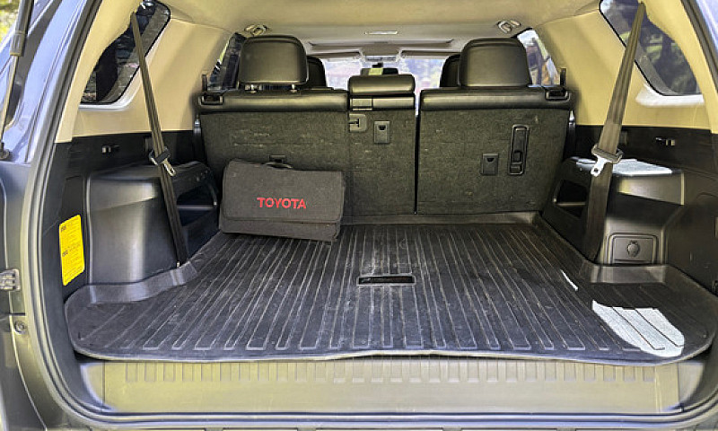 Toyota 4Runner 4.0 S...