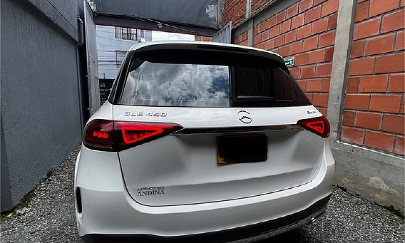 Mercedes-Benz Clase ...