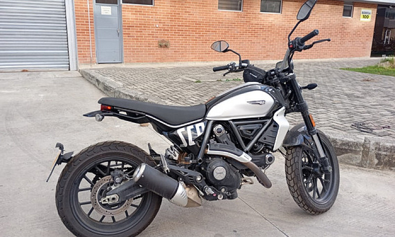 Ducati Scrambler Ico...