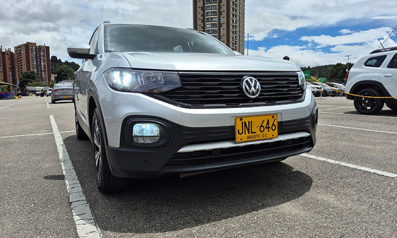 Volkswagen T-Cross 1...