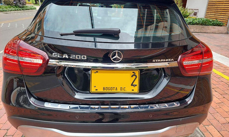 Mercedes-Benz Clase ...