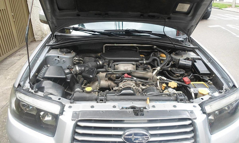Subaru Forester 2.0 ...