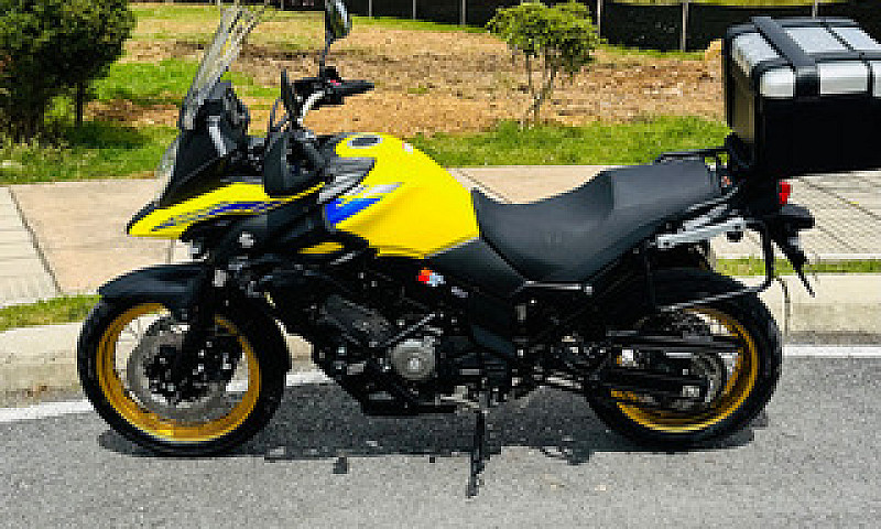Vstrom Xt...