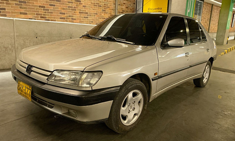 Peugeot 306 1.8 Sr...