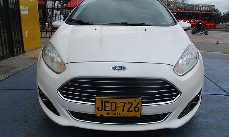 Ford Fiesta Titanium...