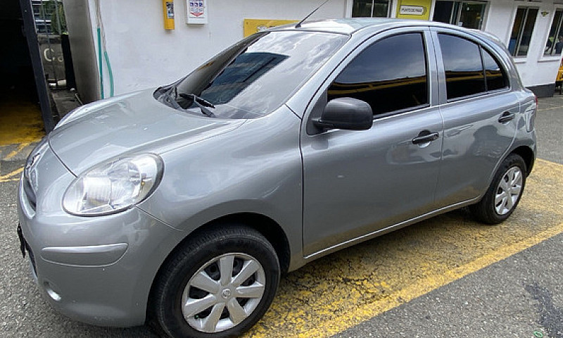 Nissan March 1.6 Act...