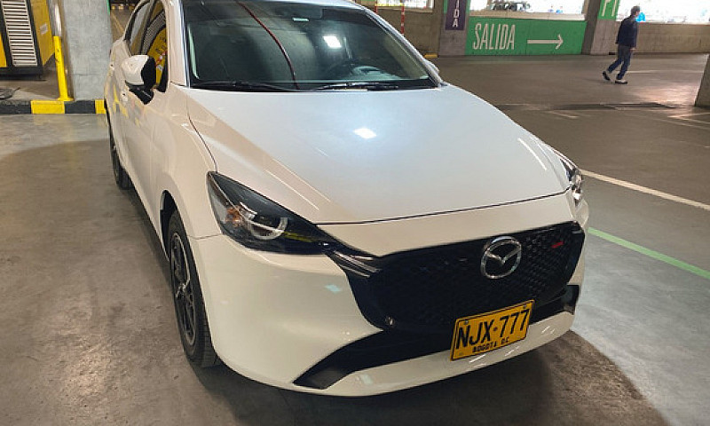 Mazda 2 Grand Tourin...