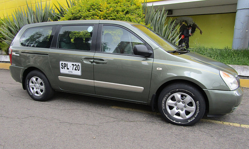 Kia Carnival 2.9 Lx ...