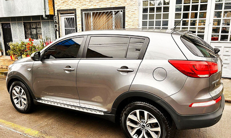Kia Sportage 2.0 Rev...
