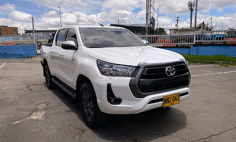 Toyota Hilux 2.7 Gas...