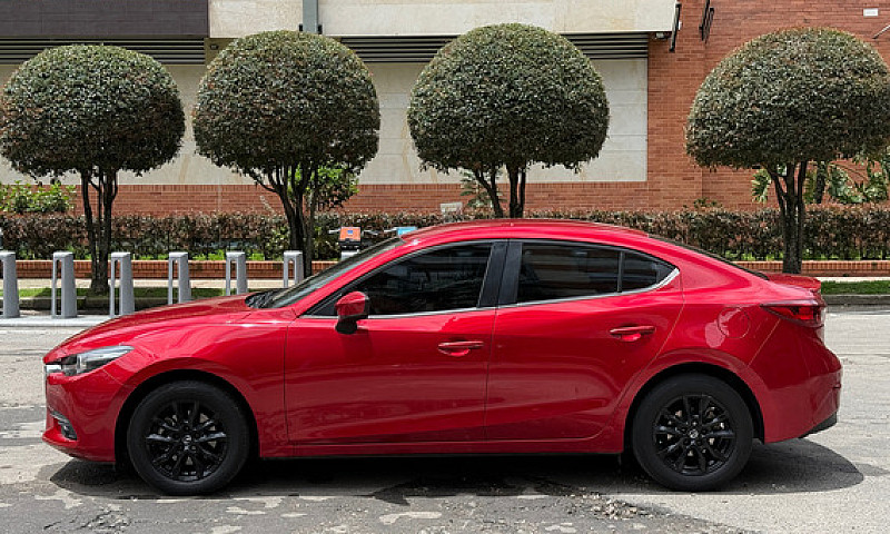 Mazda 3 2.0 Touring ...