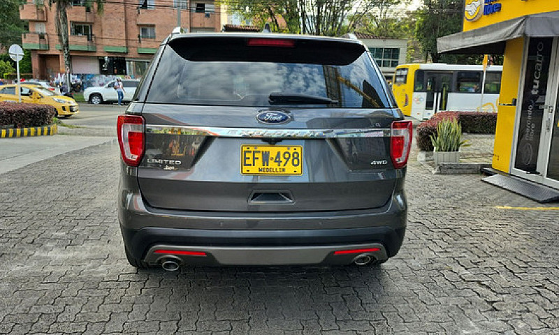 Ford Explorer 3.5 Li...