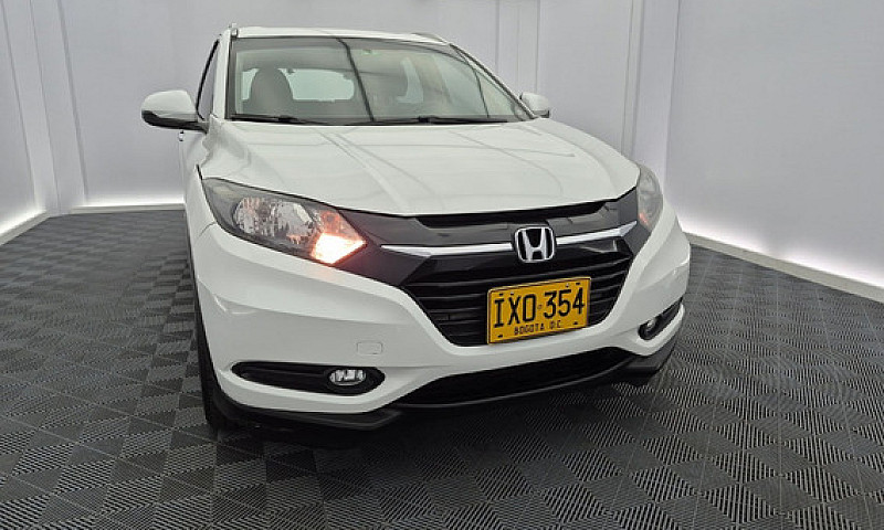 Honda Hr-V Awd At 1....