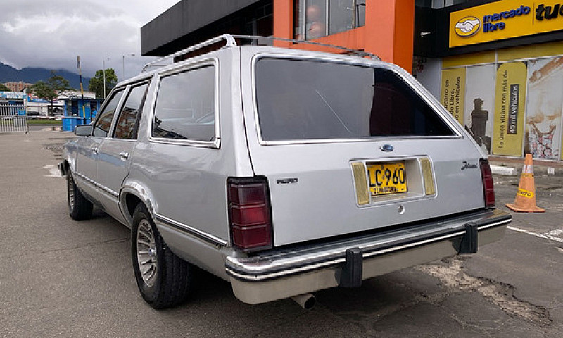 Ford Fairmont At 2.3...