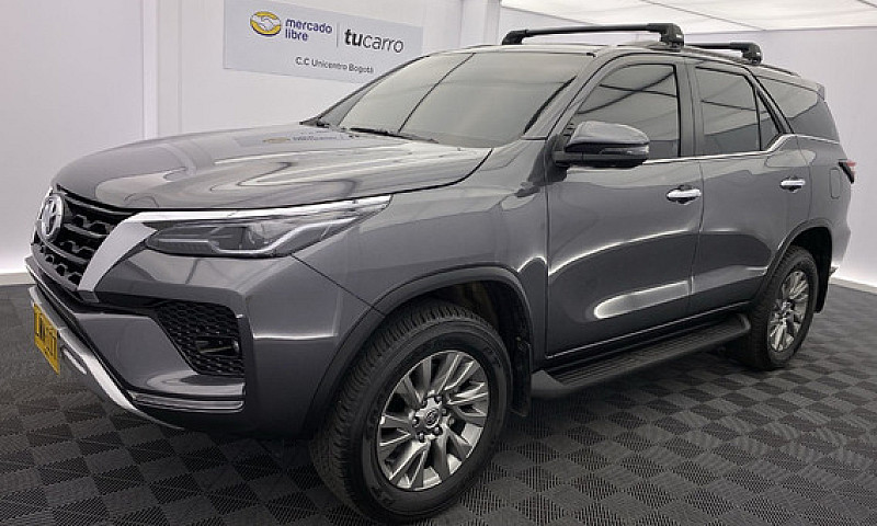 Volkswagen Golf 2.0 ...