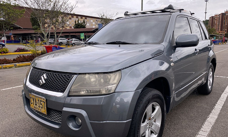 Suzuki Grand Vitara ...