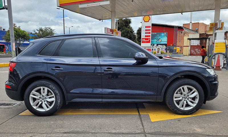 Audi Q5 2.0 Tfsi S-T...