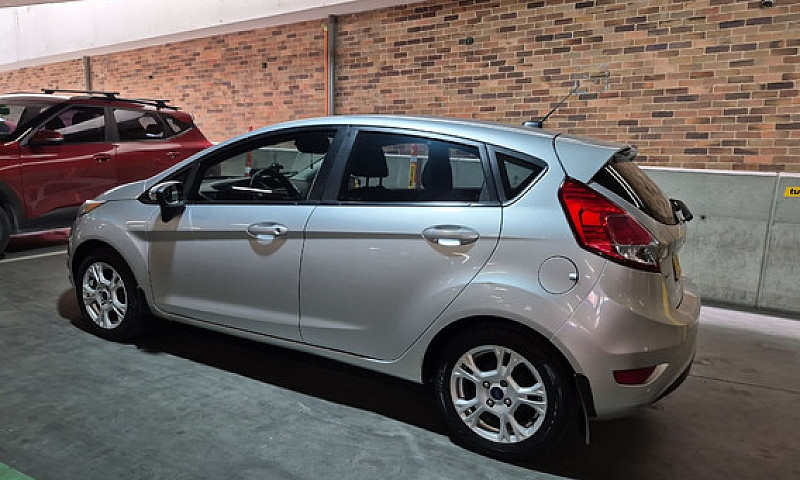 Ford Fiesta Hatchbac...