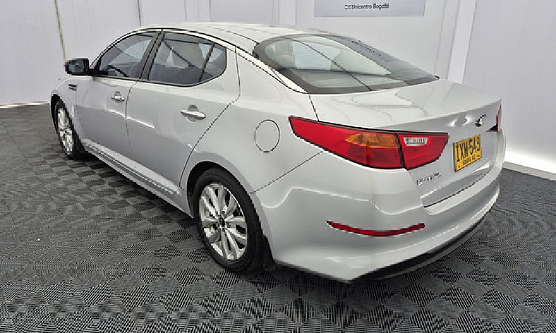 Kia Optima 2.0...