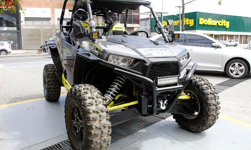 Cuatrimoto Polaris R...