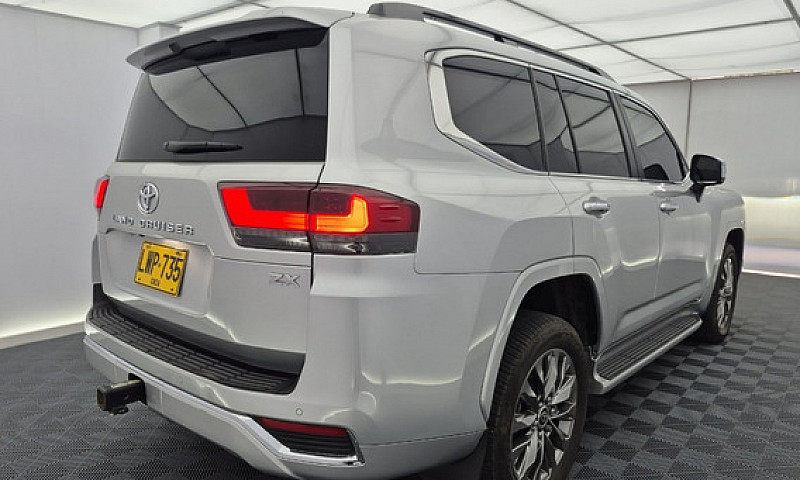 Toyota  Land  Cruise...