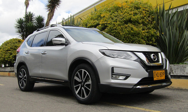 Nissan X-Trail 2.5 T...