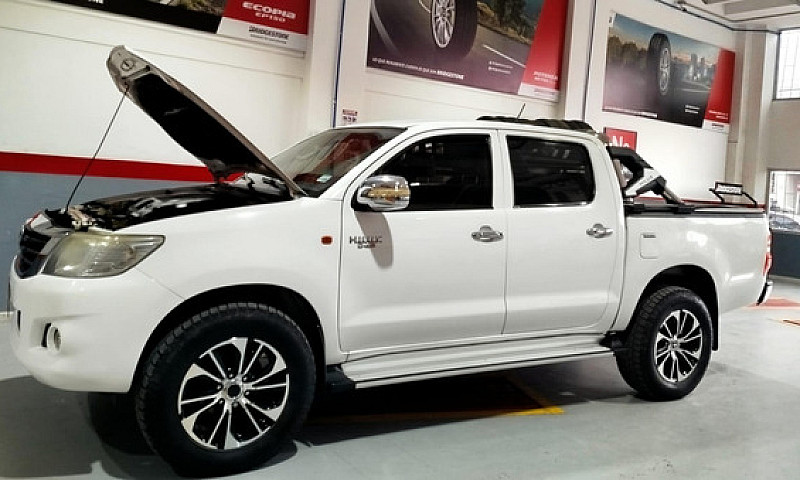 Toyota Hilux 2.5 Imv...