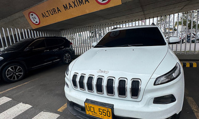 Jeep Cherokee 3.2 Lo...