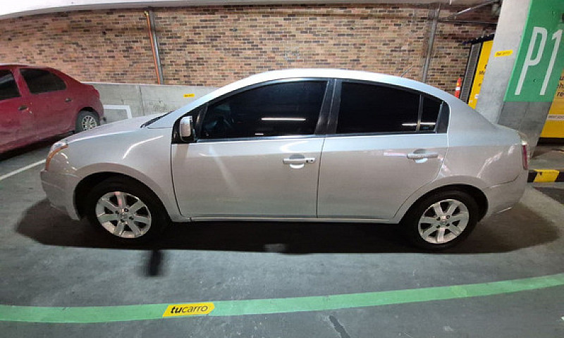 Nissan Sentra 2.0 St...