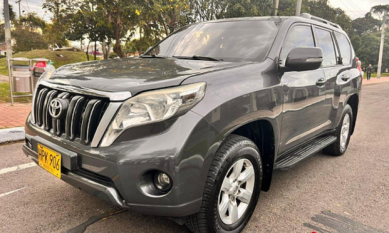 Toyota Prado Tx Blin...