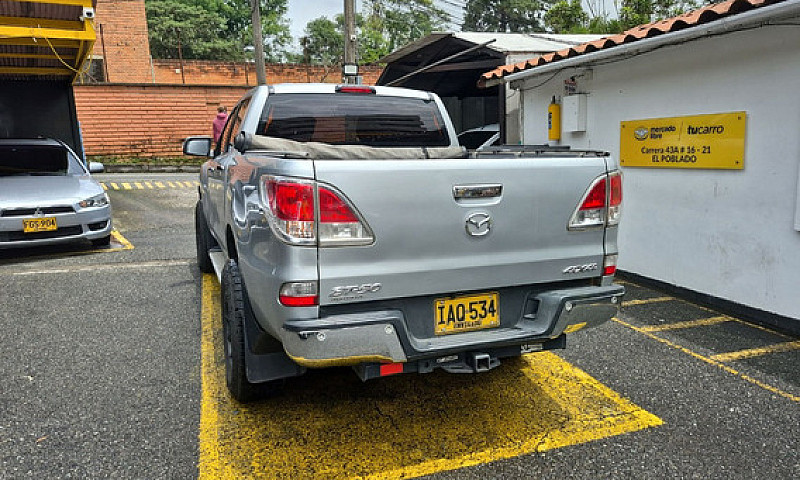 Mazda Bt-50 3.2 Dies...
