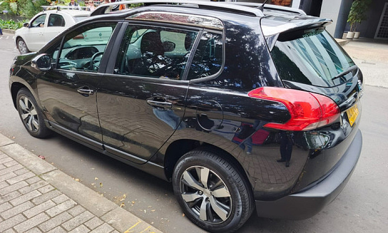 Peugeot 2008 1.6 Act...