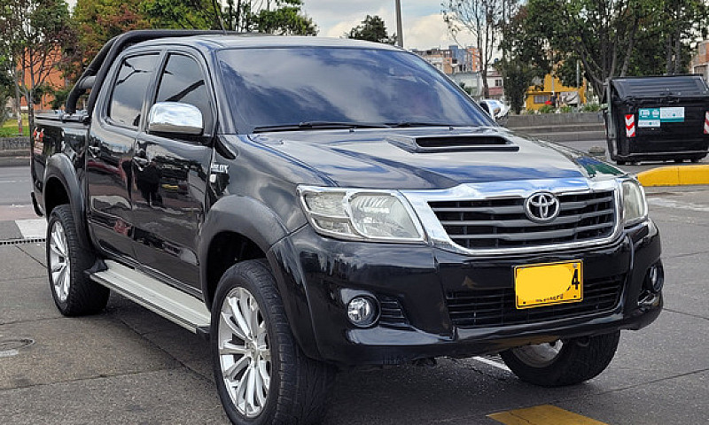 Toyota Hilux 2.5 Imv...