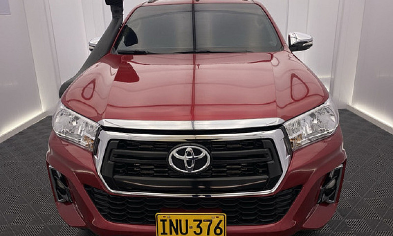 Toyota Hilux 2.8 Srx...