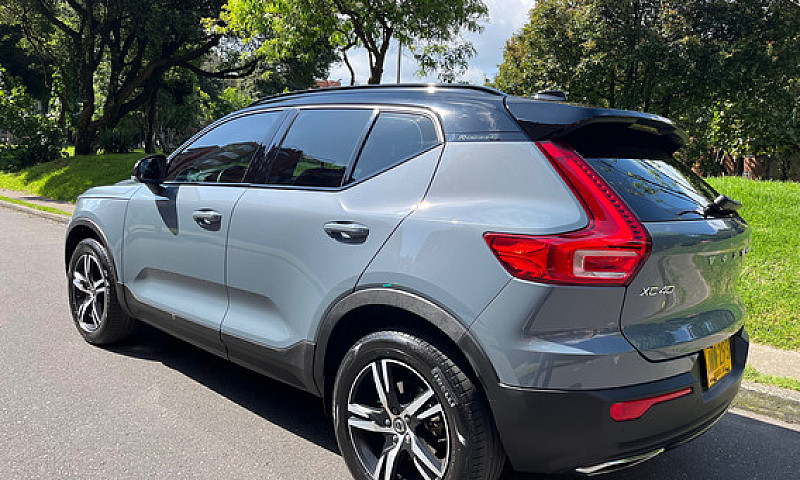 Volvo Xc40 2.0 T5 Aw...