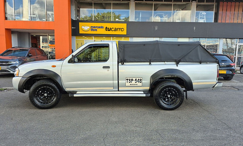 Nissan Np300 Frontie...